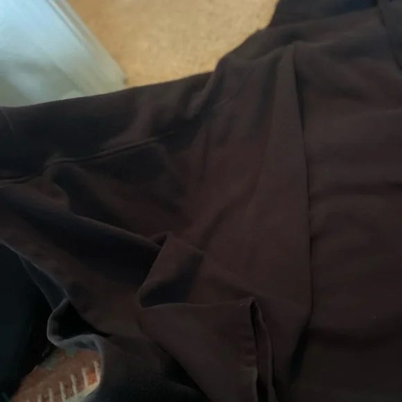 UGG PONCHO IN BLACK - Picture 5 of 12